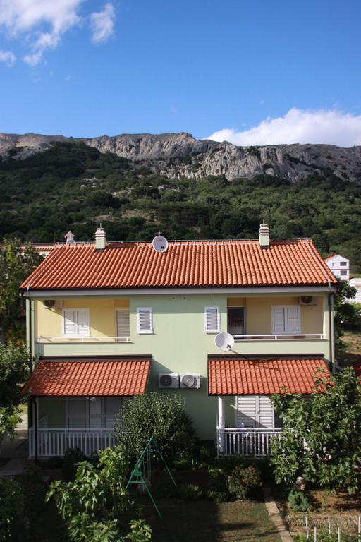 Mediterranean Oasis Apartments Baska  Exterior photo